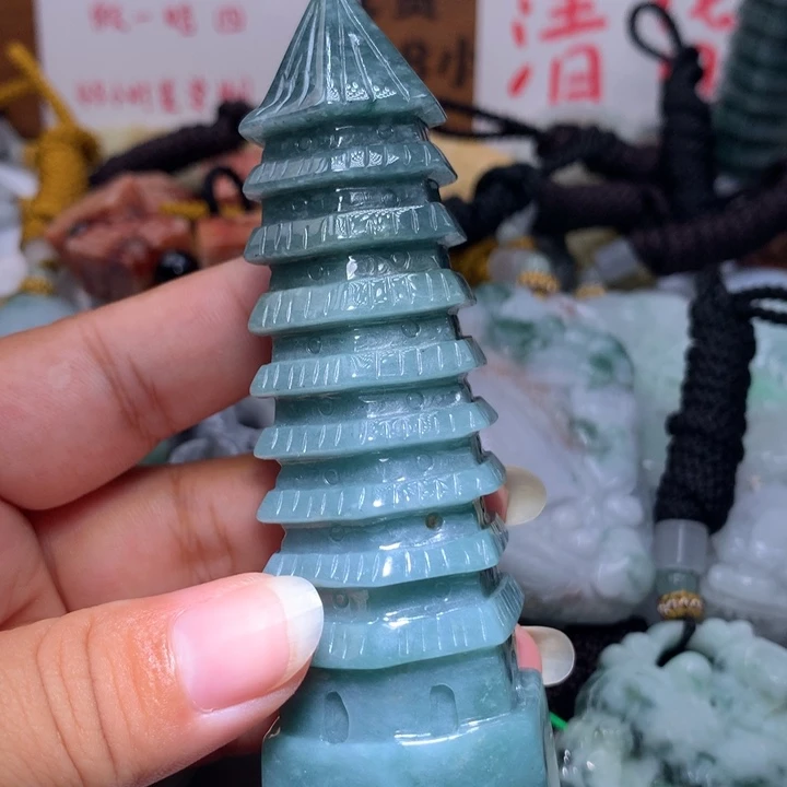 翡翠未镶嵌颈饰保真天然A货翡翠