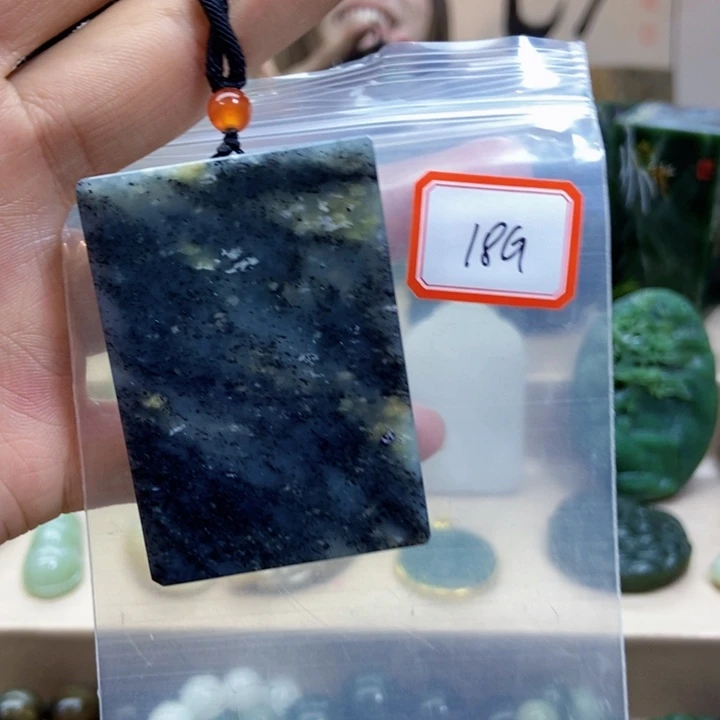 未镶嵌和田玉挂件