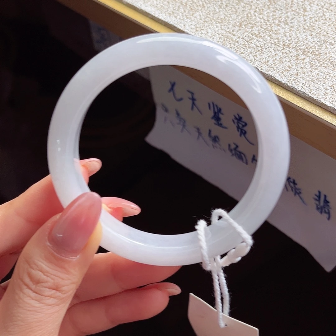 翡翠未镶嵌手镯手镯