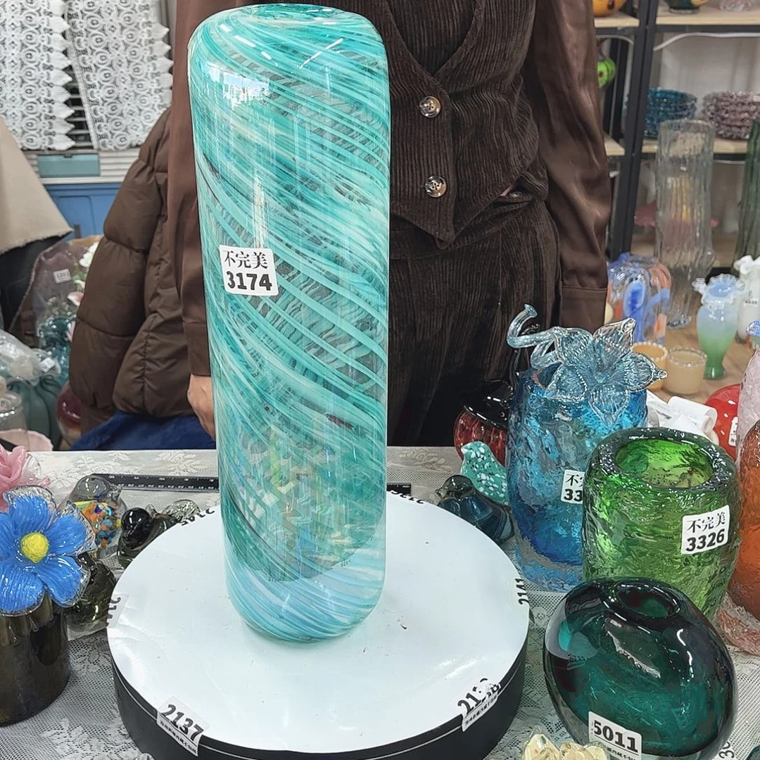 3174 家悦琉璃工艺品不完美