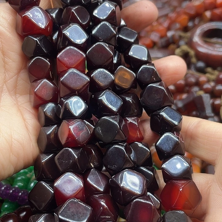 陆***猫玛瑙/玉髓未镶嵌颈饰