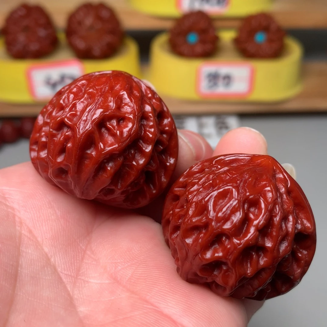 文玩核桃把件野生荔枝纹