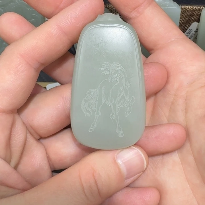 和田玉未镶嵌挂件