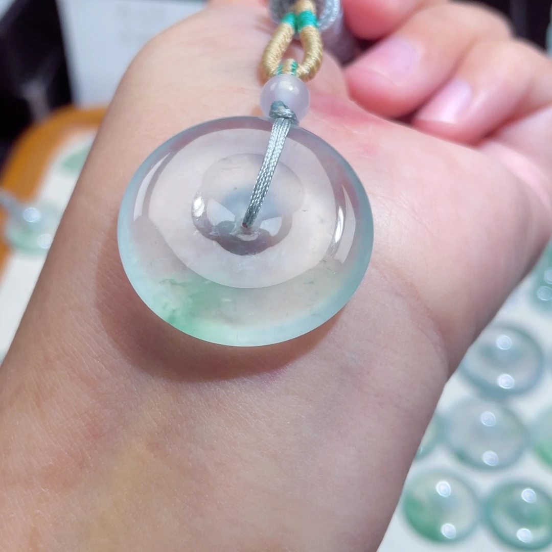 颈饰未镶嵌翡翠扣子