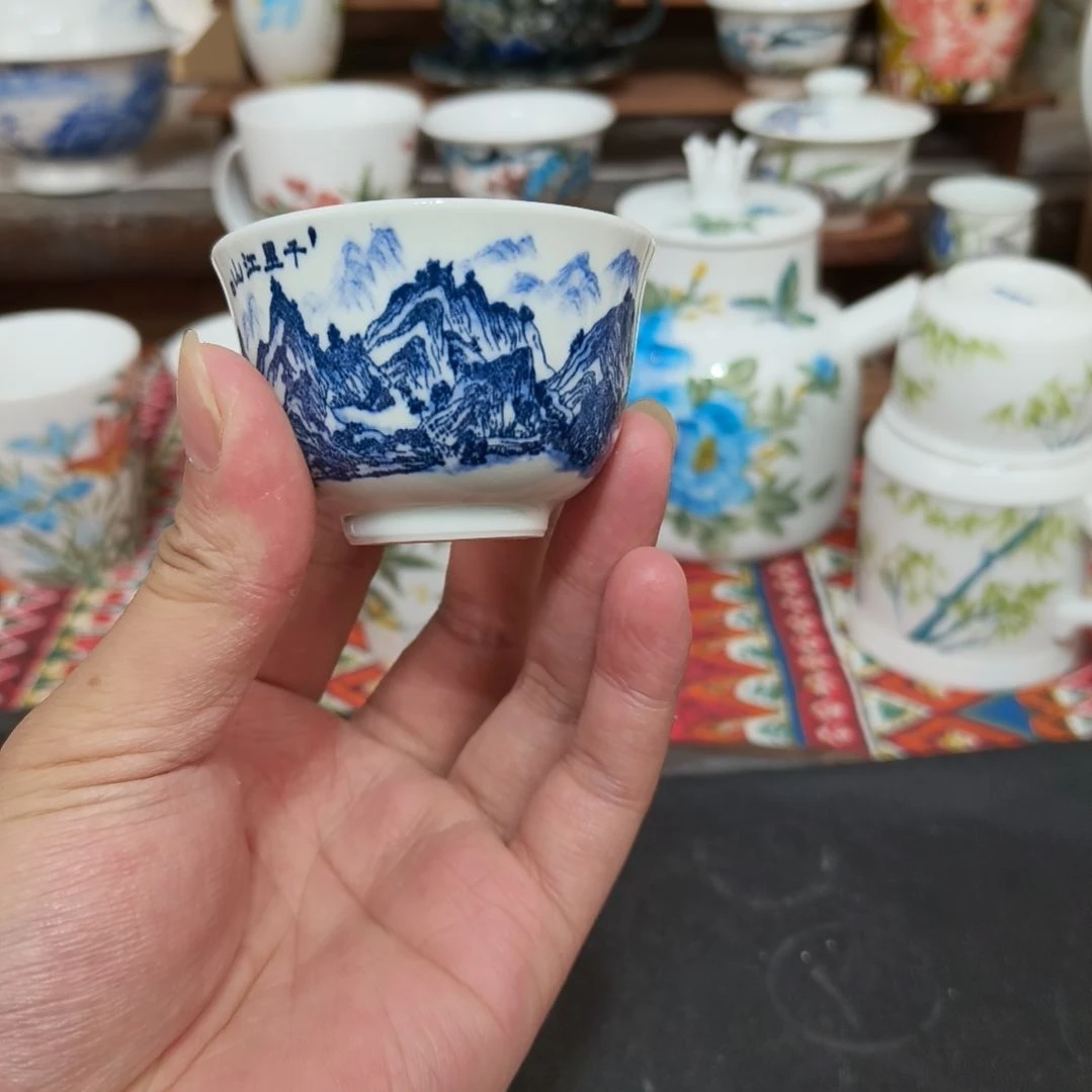 摆件景德镇手工手绘高温瓷器