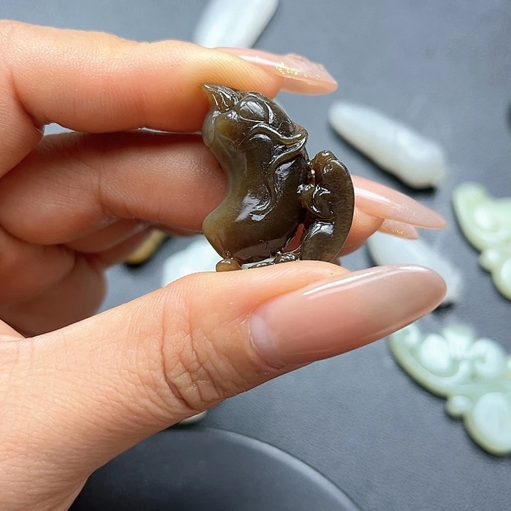 【闪购商品】颈饰未镶嵌和田玉