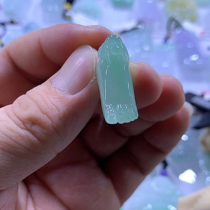 翡翠未镶嵌颈饰天然翡翠A货吊坠