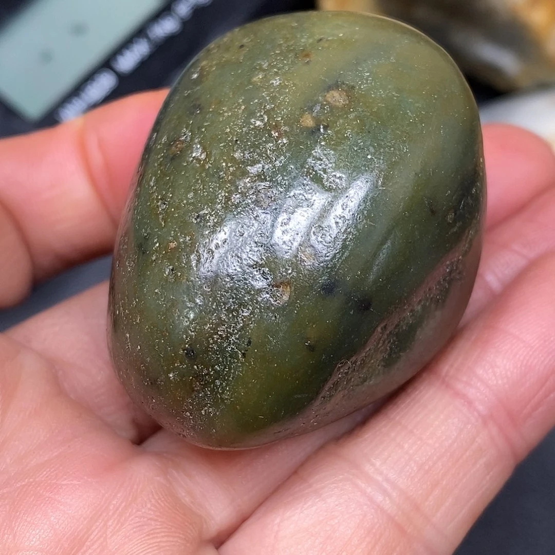 和田玉未镶嵌珠宝奇石