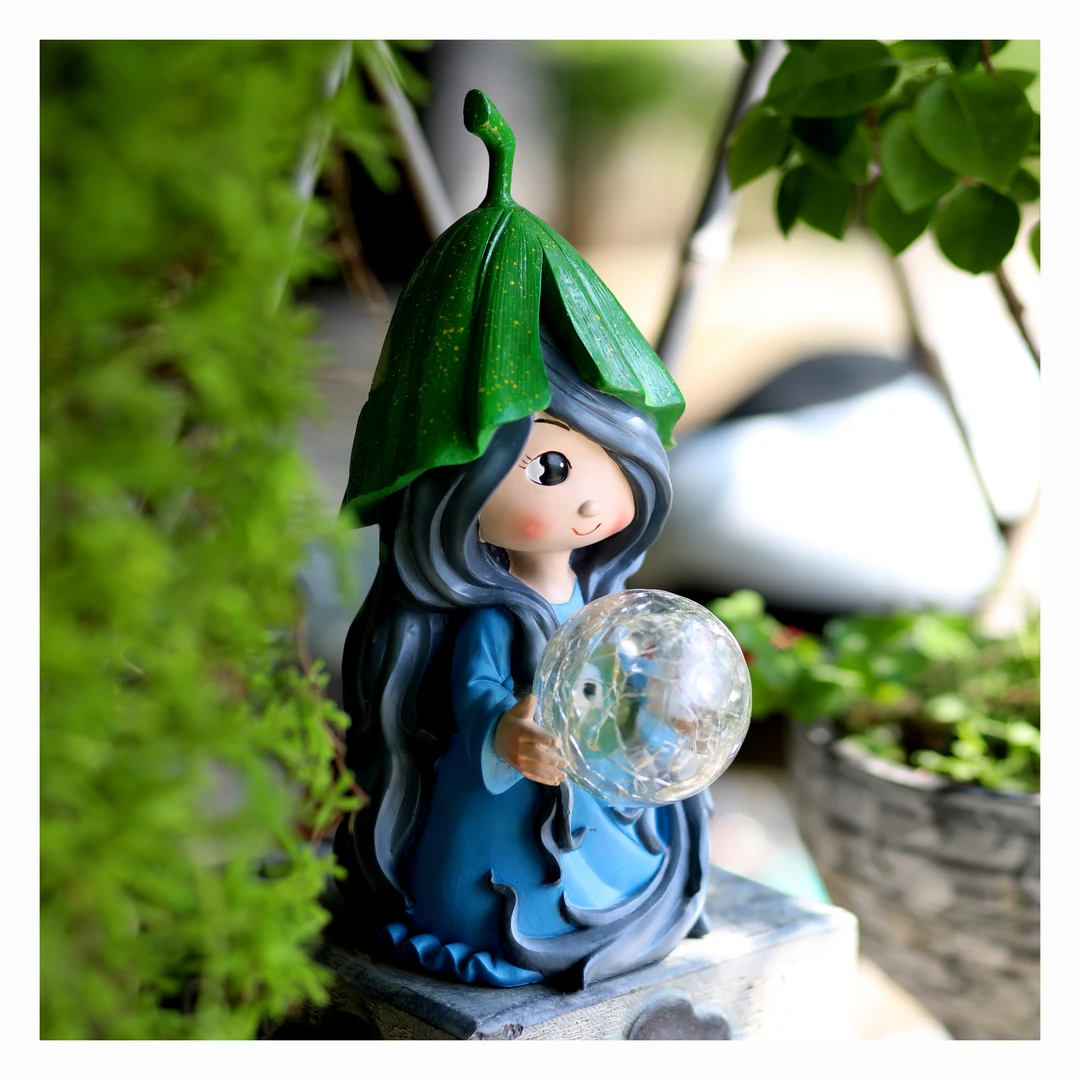 花园摆件太阳能女地精 露天庭院幼儿园创意摆件