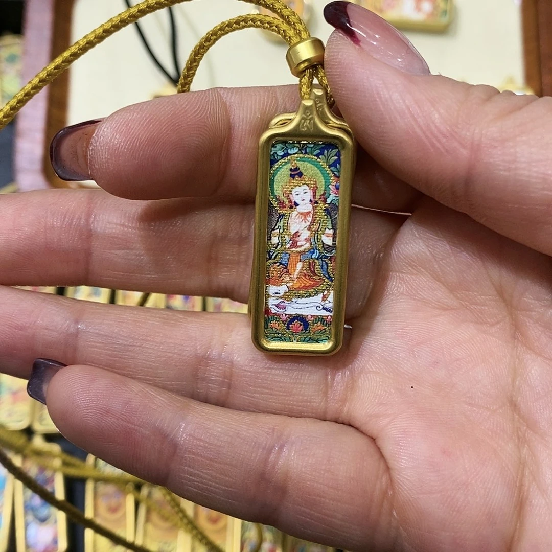 【闪购商品】吊坠普贤配金色绳突突突