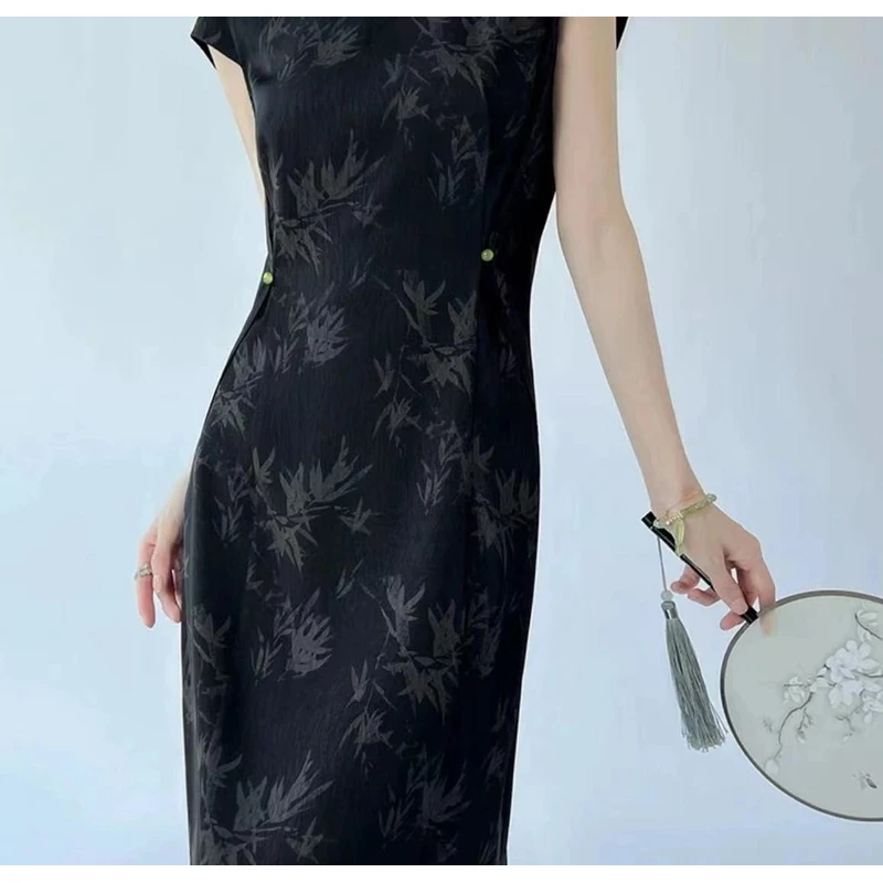 （QQ）300-400/琪拍编号苏苏家减龄秋冬款时尚大衣连衣裙拍编号