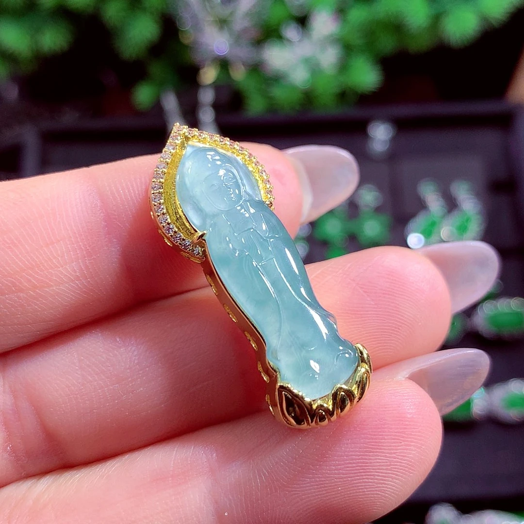 颈饰未镶嵌翡翠天然