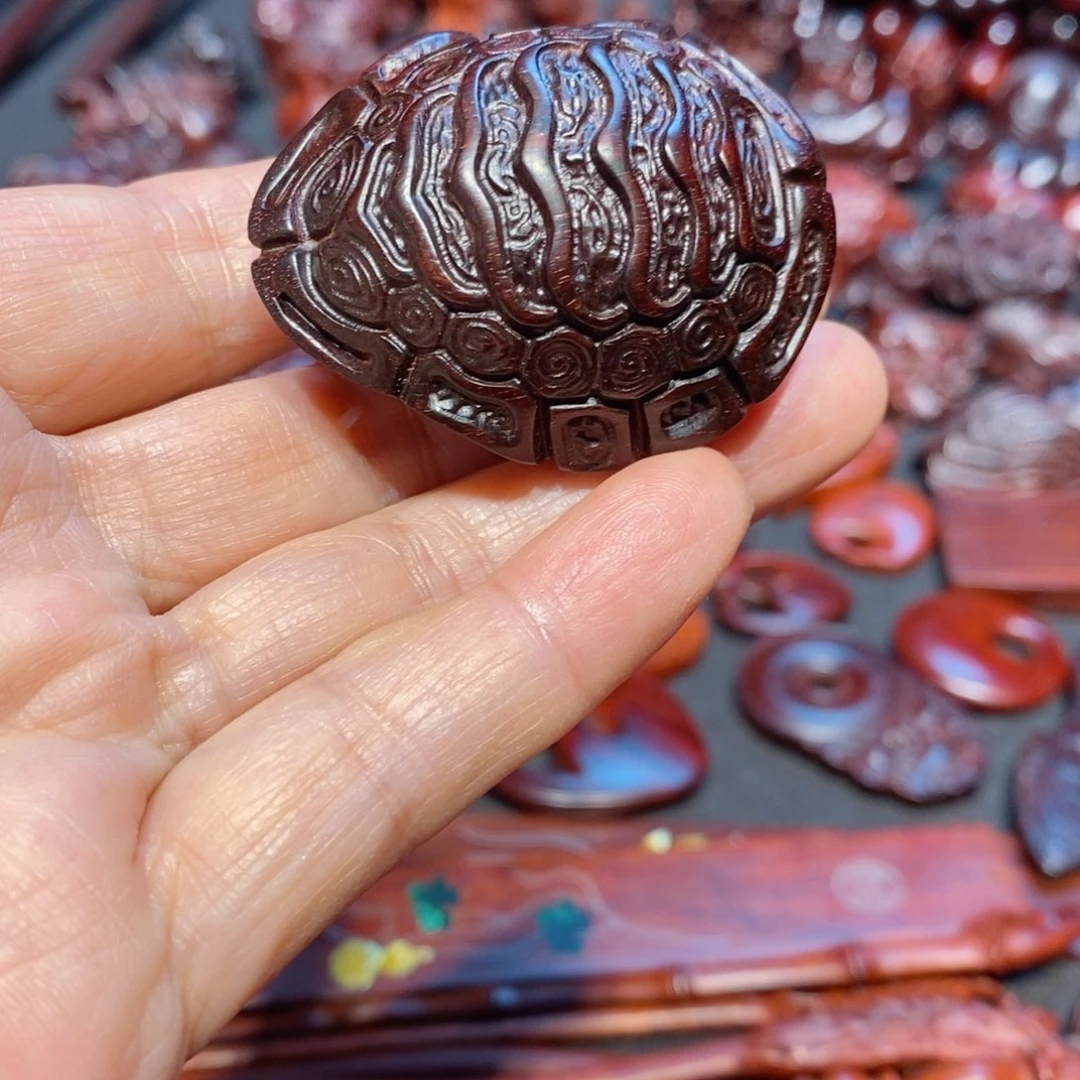 小叶紫檀把件又****丢印度小叶紫檀手把件