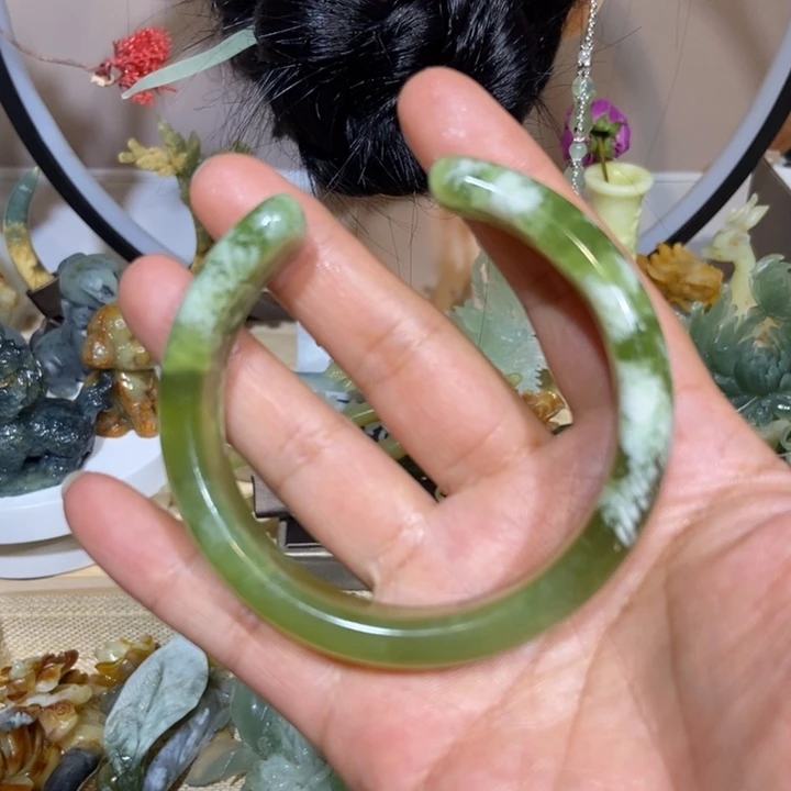 蛇纹石玉未镶嵌发饰珍*我