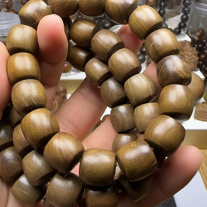 檀香木手串/手链老山檀香13*14瑕疵顺纹