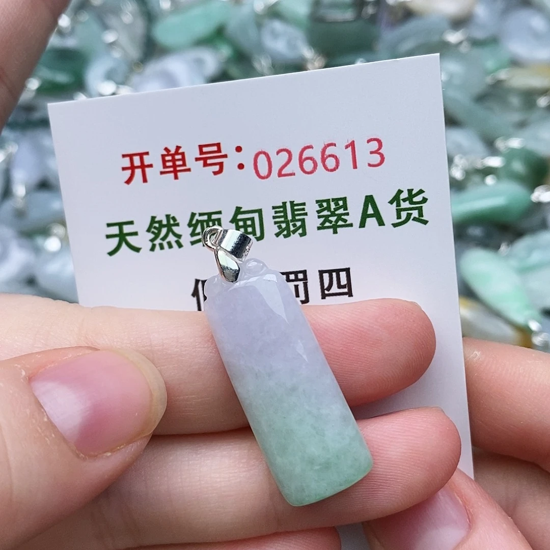 翡翠未镶嵌颈饰11111