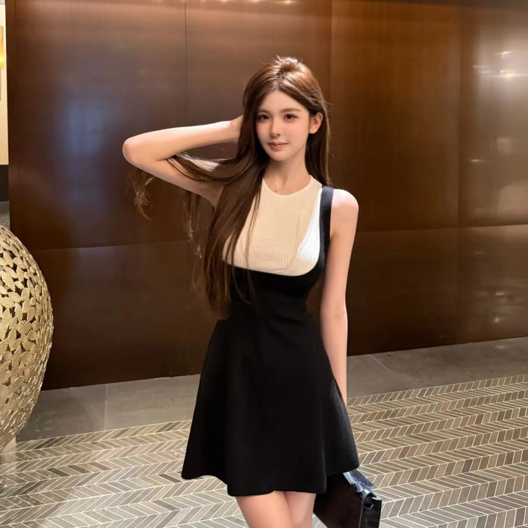 FAY【时光独白】名媛小香风黑色拼色气质款小鱼摆针织连衣裙