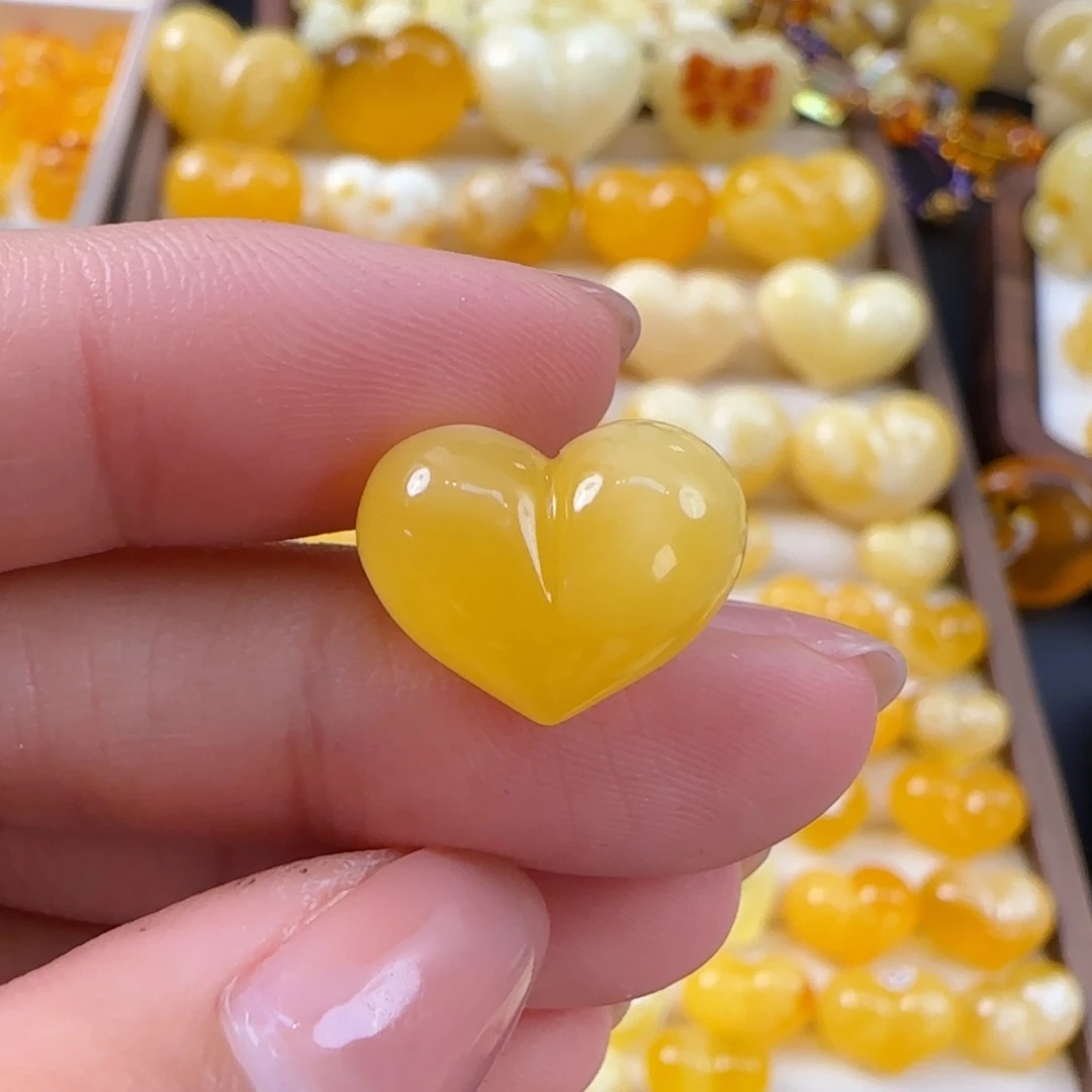 琥珀未镶嵌珠宝奇石闪*果蜜蜡