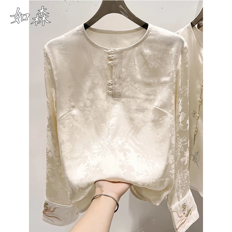 新中式国风盘扣缎面衬衫女2025春秋新款提花刺绣衬衣宽松显瘦上衣