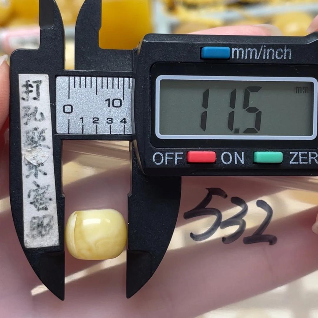 蜜蜡裸石未镶嵌b****6蜜蜡