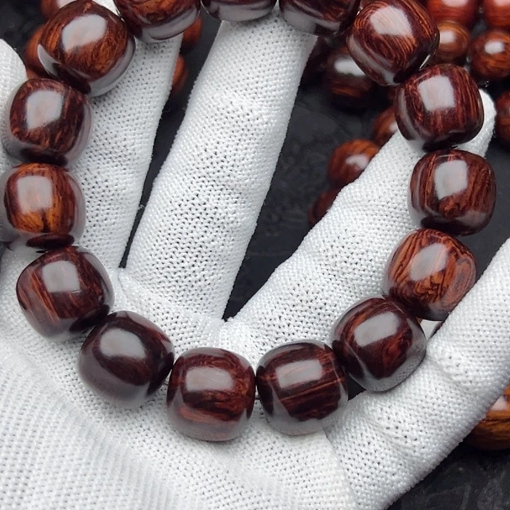 木雨****哥海南红降黑金15*16黑金满油满纹超一档精品