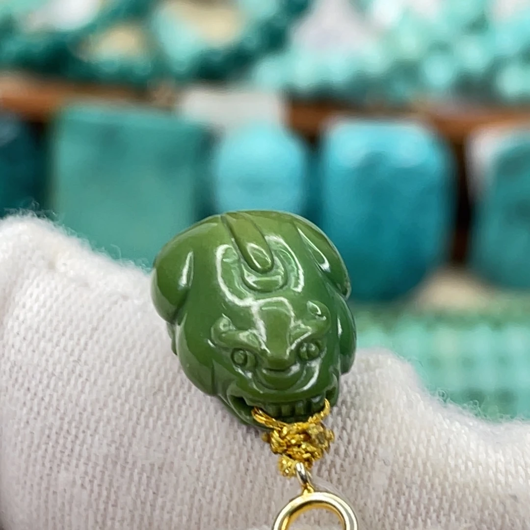 绿松石未镶嵌挂件