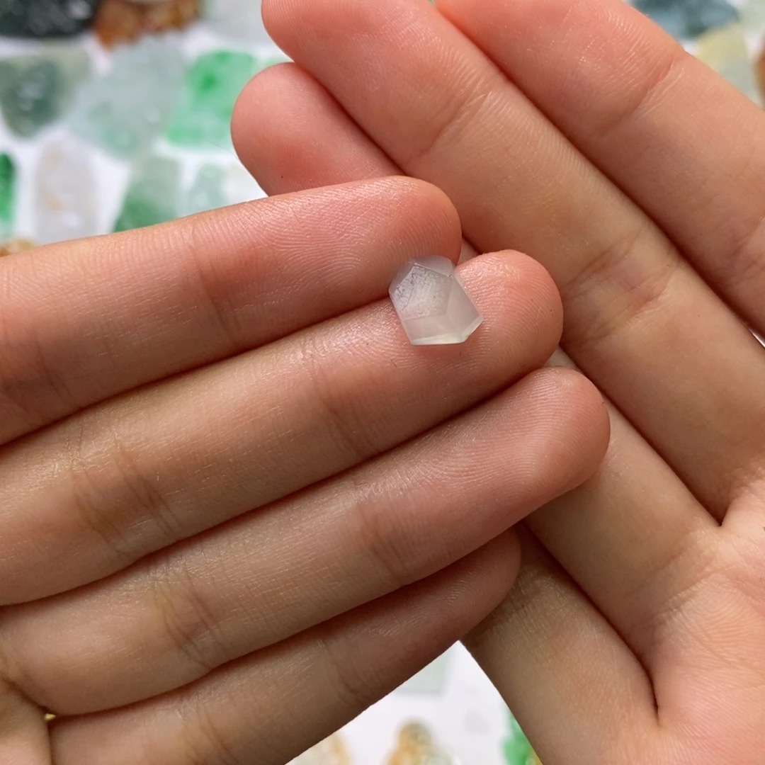 定制翡翠未镶嵌蛋面