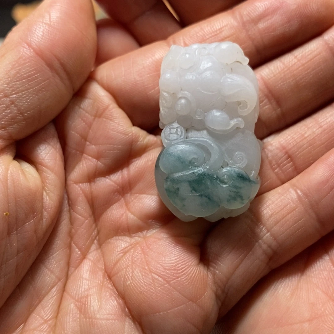 定制翡翠未镶嵌貔貅吊坠缅甸翡翠a货