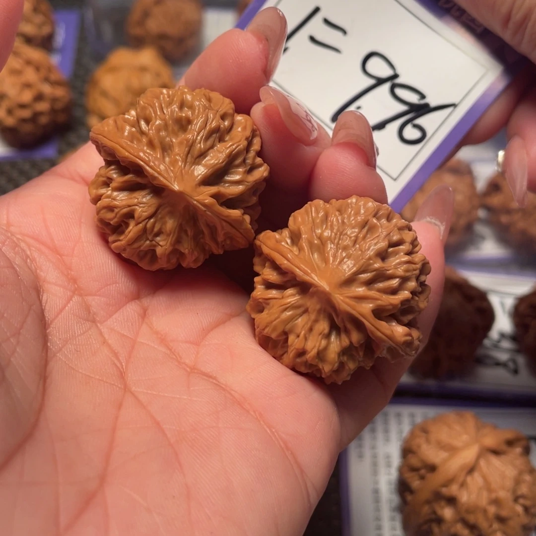 文玩核桃把件996号秦闷33