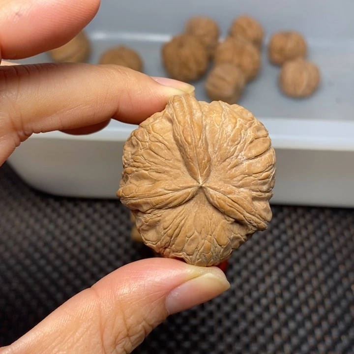 是***辰吊坠文玩核桃文玩核桃异形单只