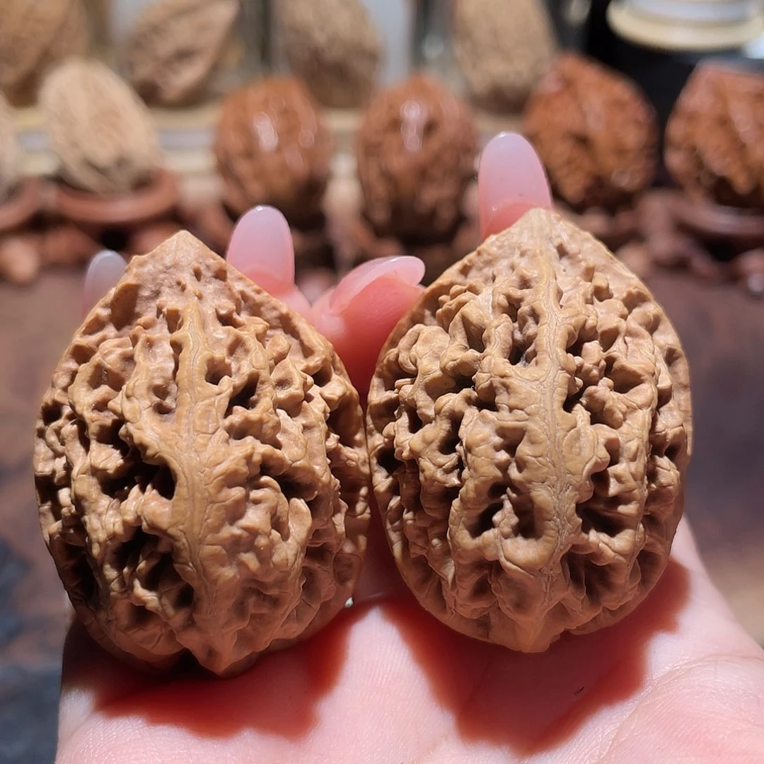 文玩核桃把件蚂蚁蛋