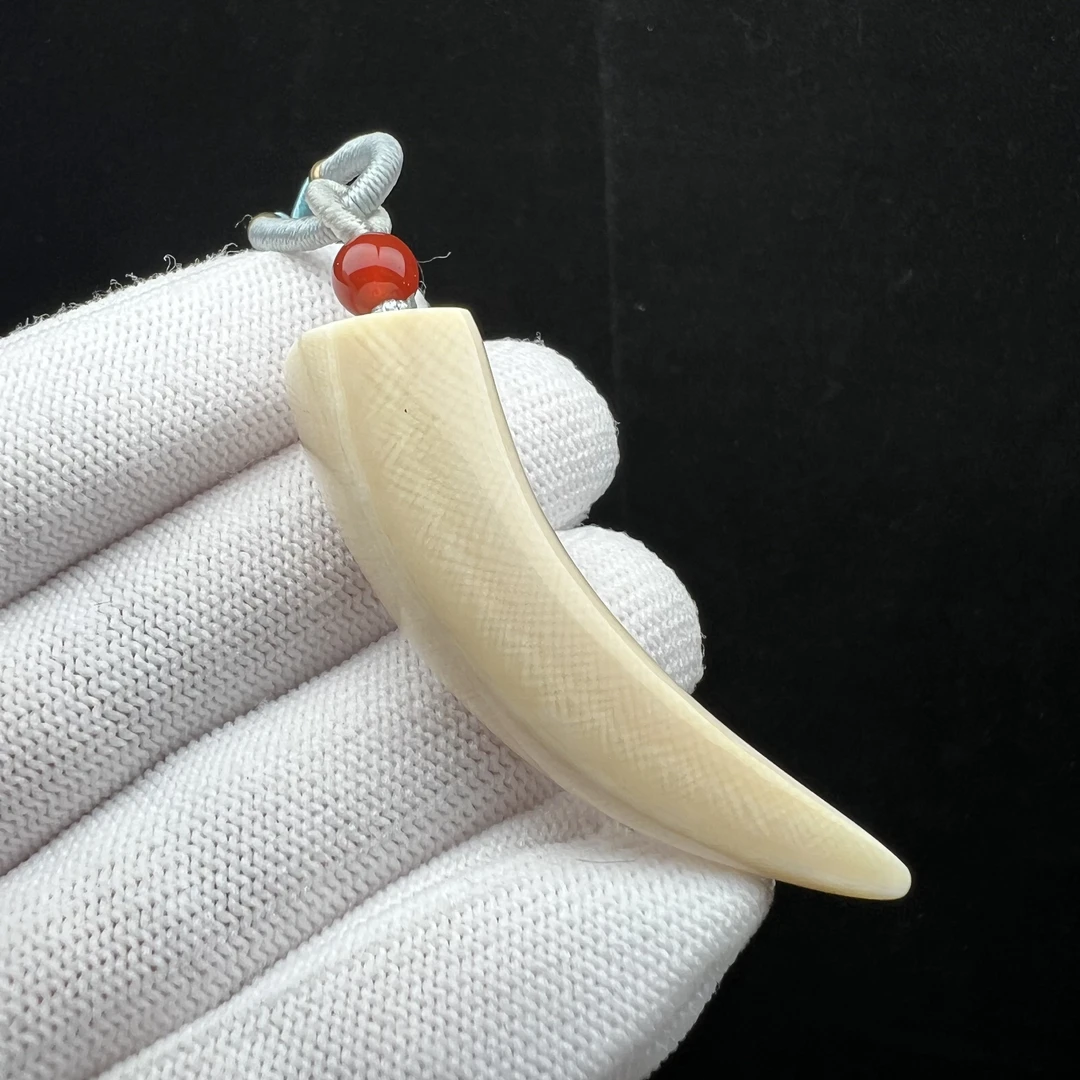 B2372天然猛犸牙 牙尖52mm一物一图 假一罚十