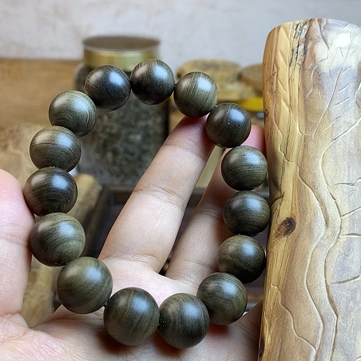 狐***生檀香木无事牌檀香木阴沉手串1.5/原料132克