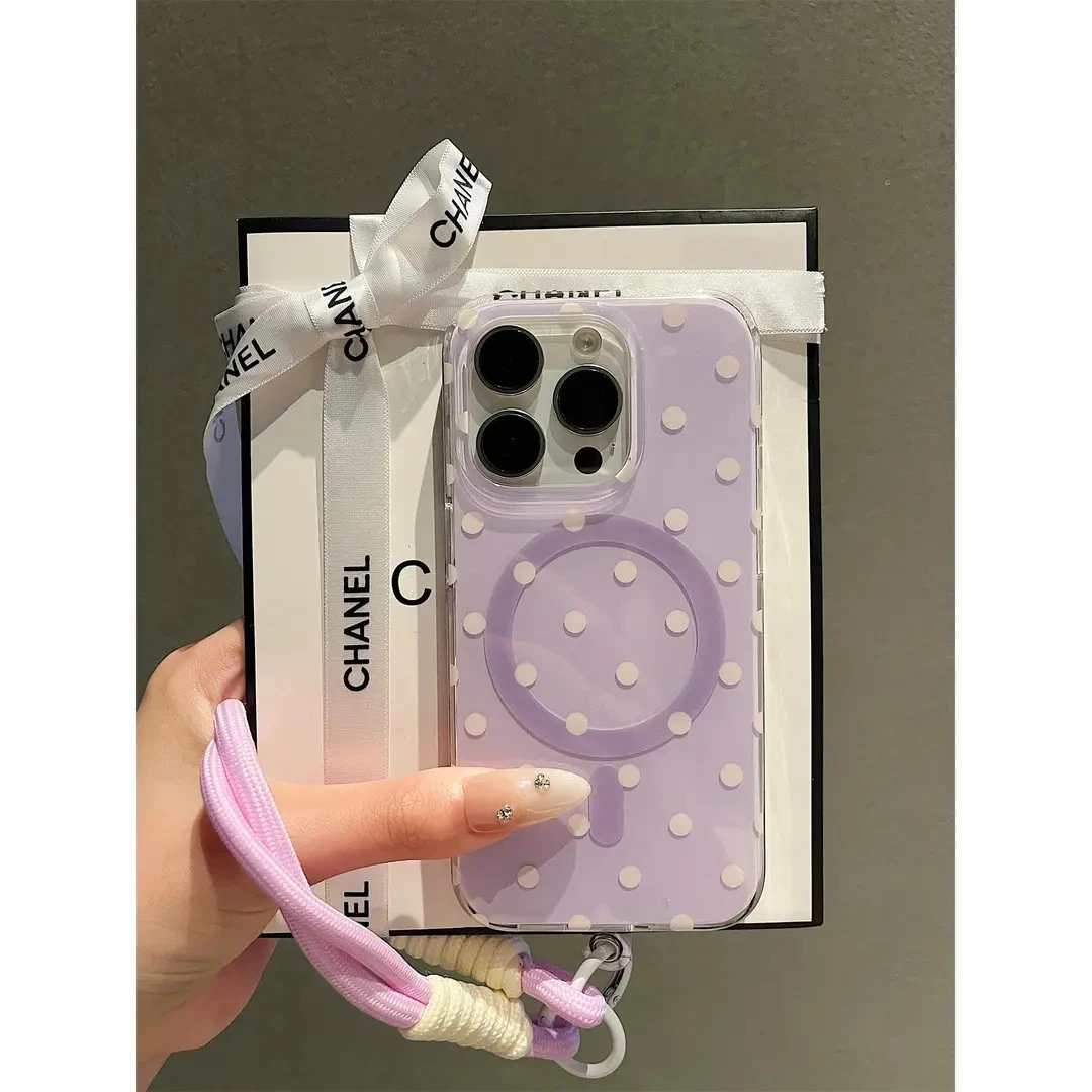 紫色白波点磁吸带挂绳适用苹果16手机壳新款iphone15promax防摔14