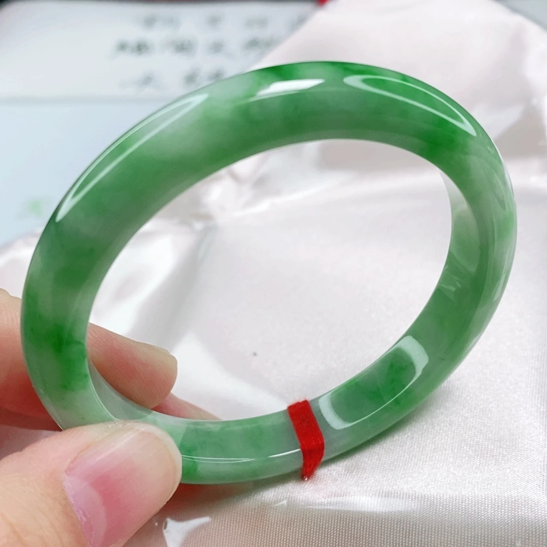 未镶嵌手镯翡翠53.6圈口捡漏