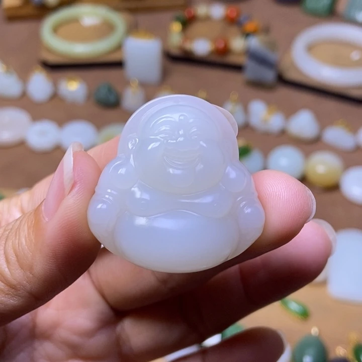酸***子和田玉未镶嵌颈饰羊脂白柔光雾面大肚佛