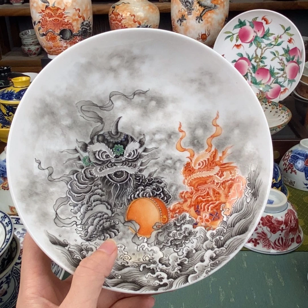 陶瓷的设计师是一个