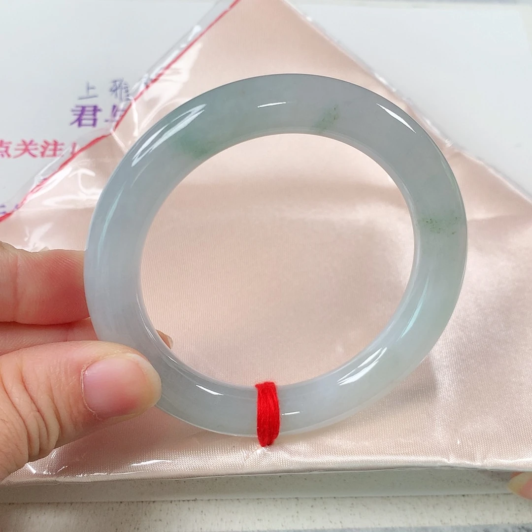翡翠手镯未镶嵌①⑥②