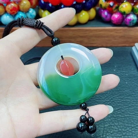未镶嵌玛瑙手饰同心圆