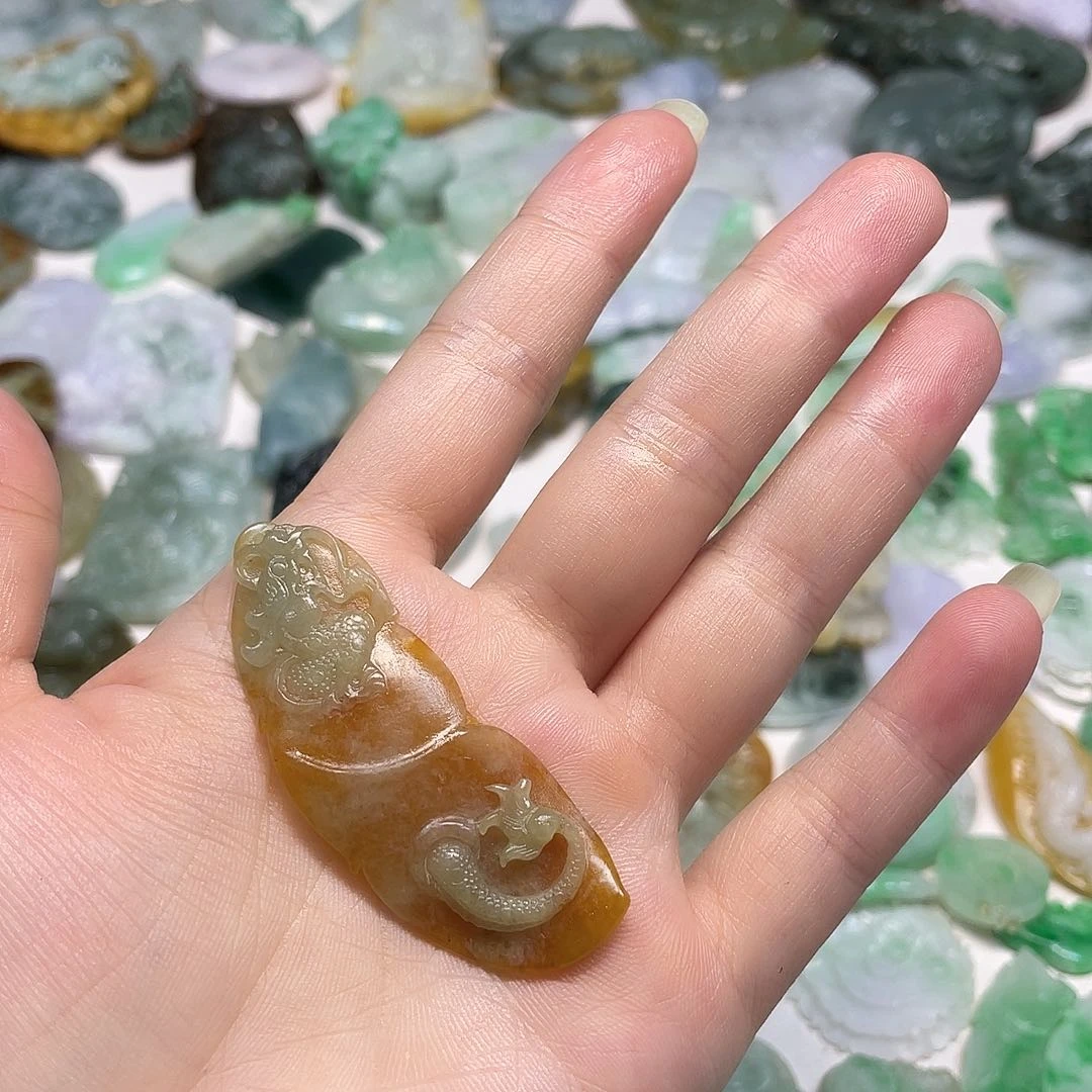 未镶嵌定制翡翠翡翠