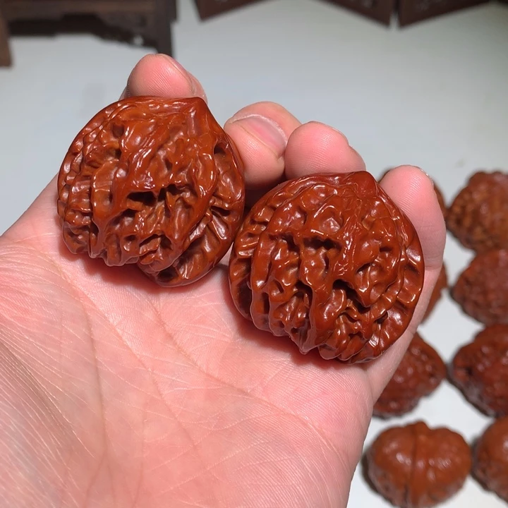 文玩核桃把件芹*大龙11.39