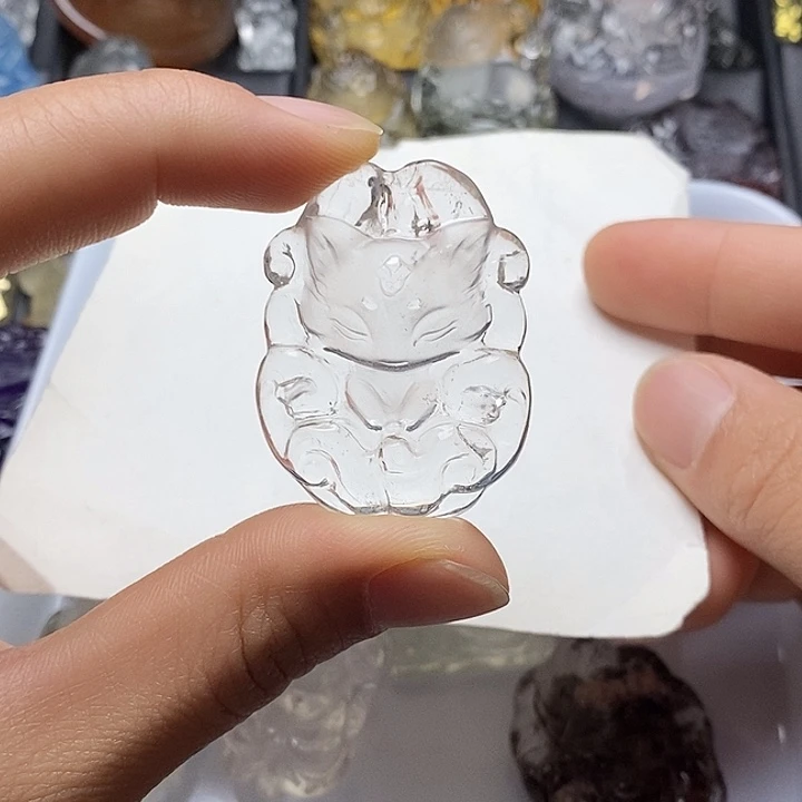 未镶嵌颈饰水晶沅*水晶吊坠
