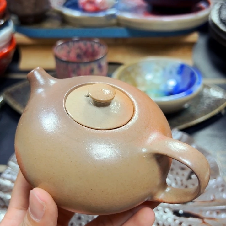 A***爱瓷本店全场满二十包邮。