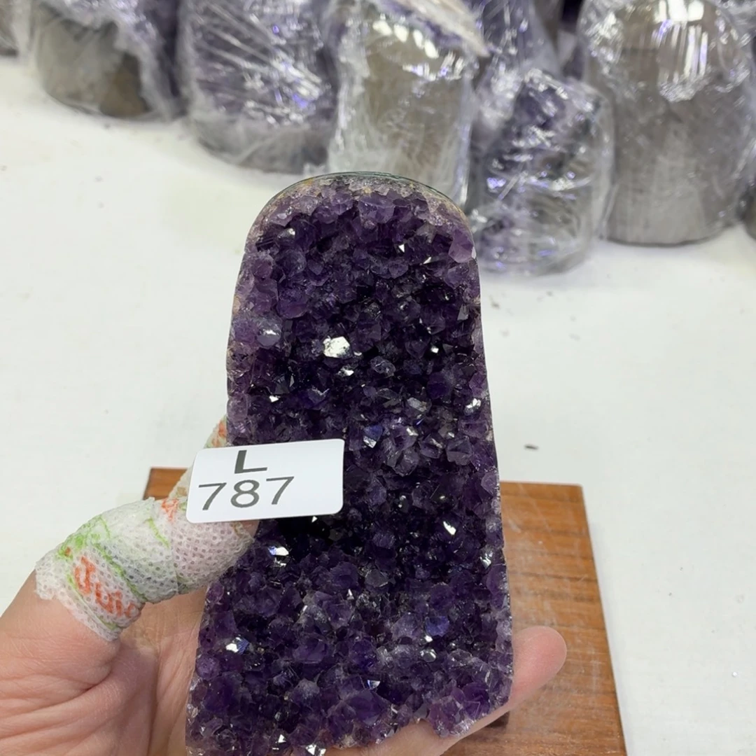 未镶嵌摆件水晶天然紫水晶