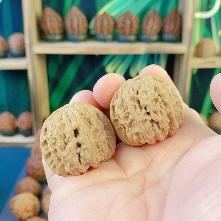 吊坠文玩核桃34白狮子