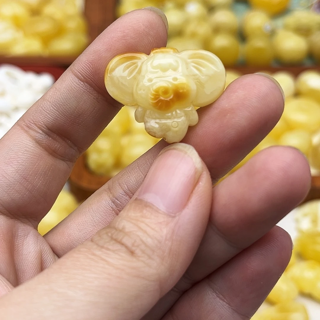 蜜蜡未镶嵌裸石天然