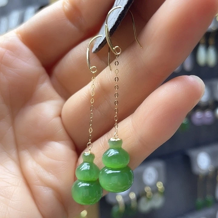 和田玉18K金镶嵌耳饰