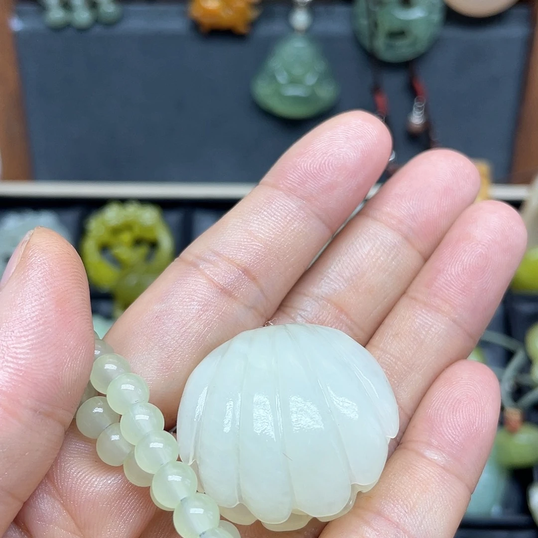 未镶嵌蛇纹石玉项链