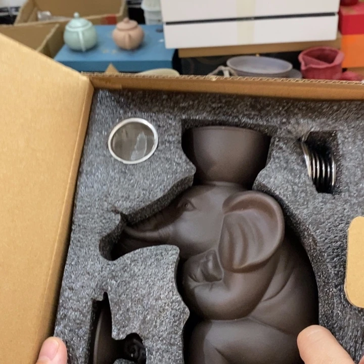 陶瓷艺术品及陶瓷壶