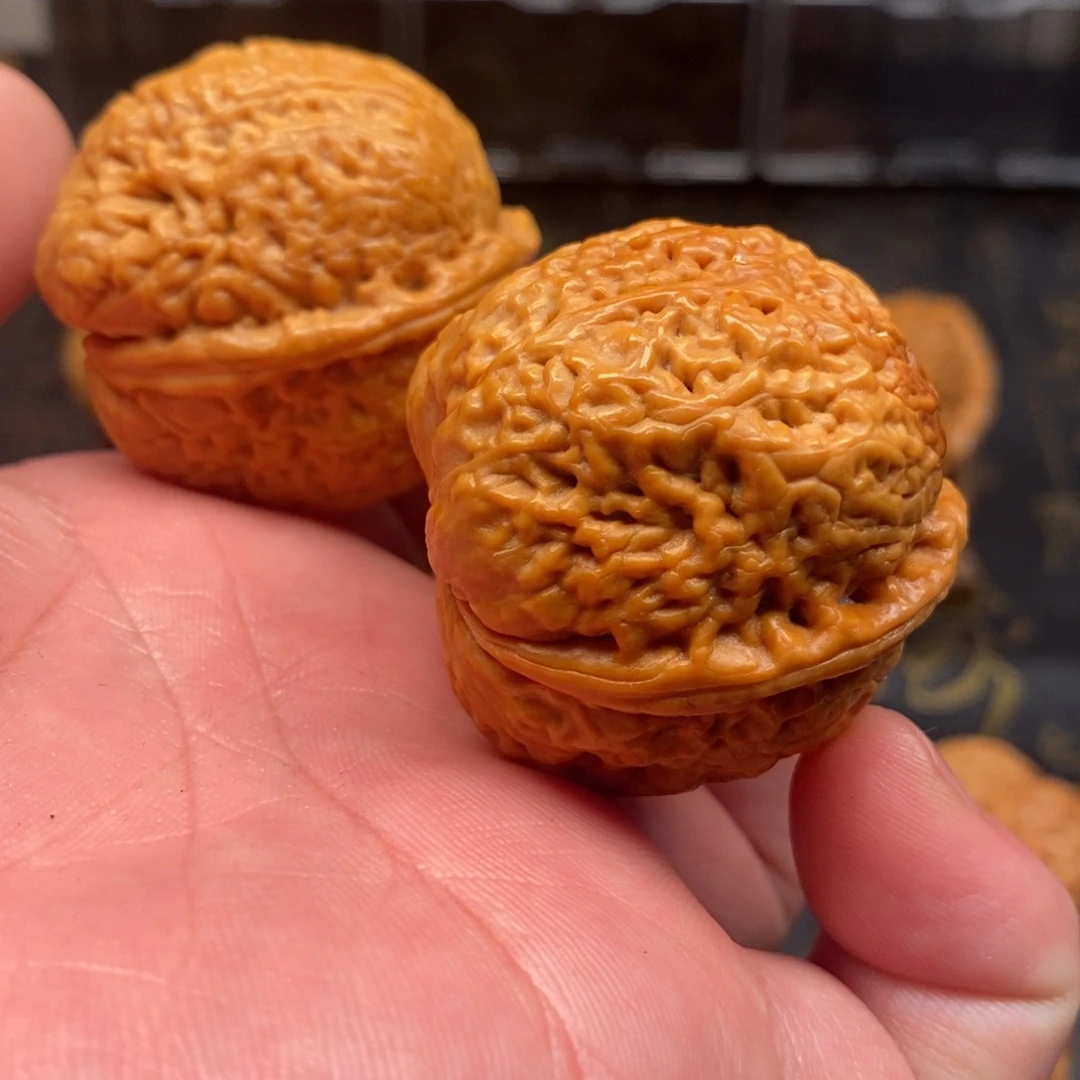 吊坠文玩核桃铁皮罗汉